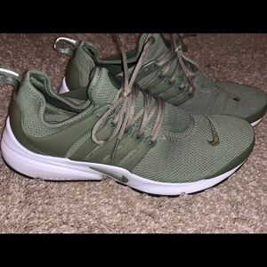 Nike Prestos (Women)